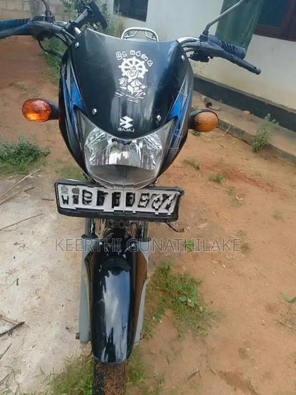 Bajaj CT100 2017