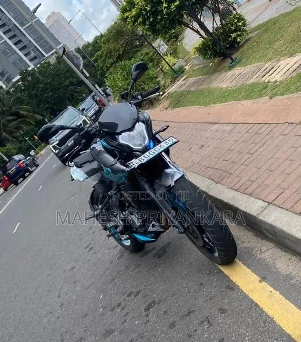 Bajaj Pulsar NS200 2018