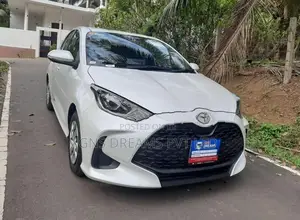 Toyota Yaris X Grade Push Start 2024