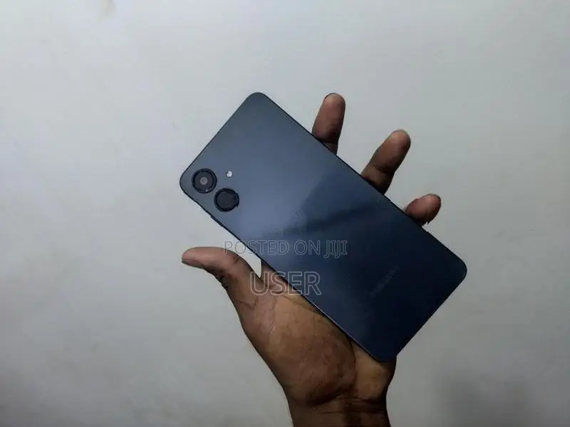 Samsung Galaxy A06 (Used)