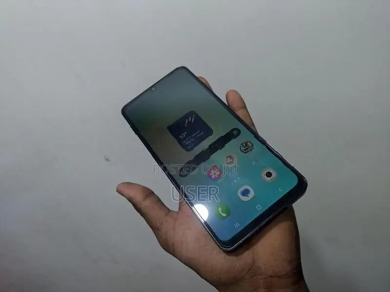 Samsung Galaxy A06 (Used)