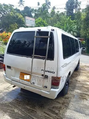 Isuzu Fargo 1987