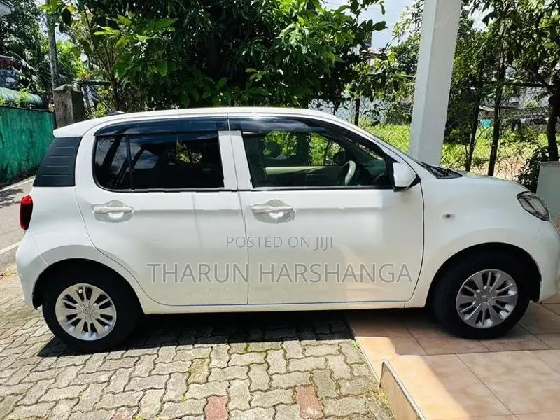 Toyota Passo 2016