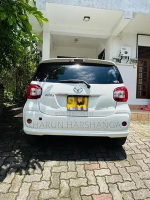 Toyota Passo 2016