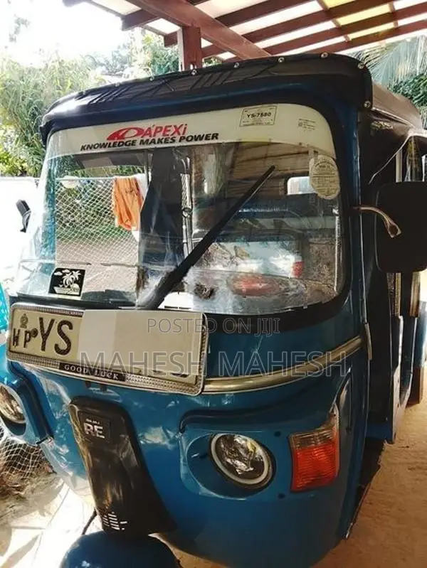 Bajaj RE Three Wheeler 2011