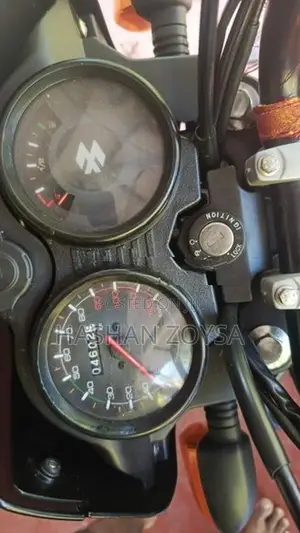 Bajaj CT100 2025