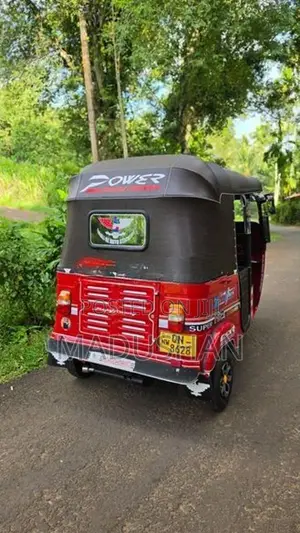 Bajaj RE 2008