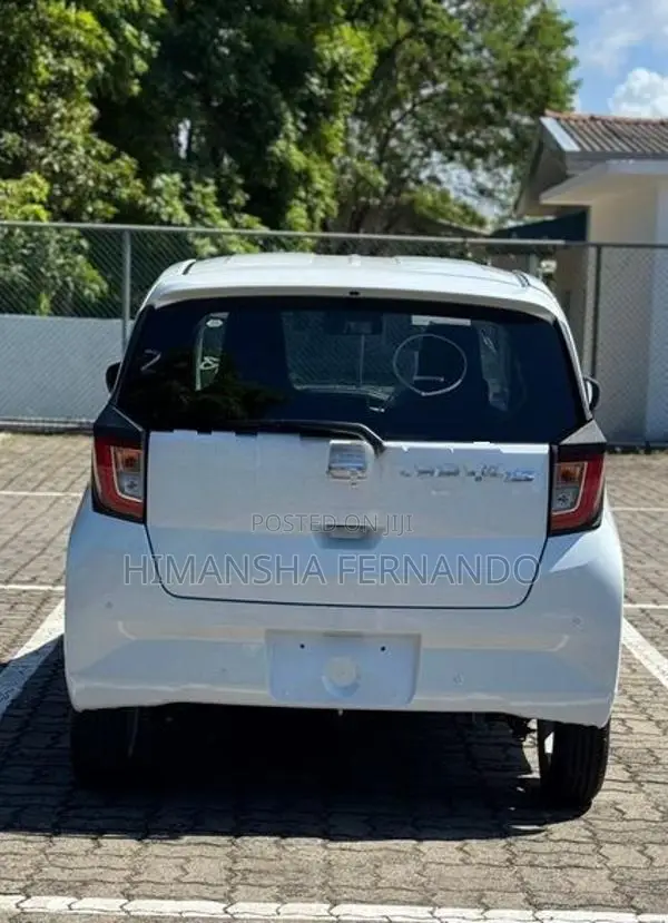 Daihatsu Mira 2026