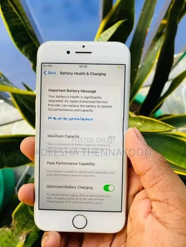 Apple iPhone 8 (Used)