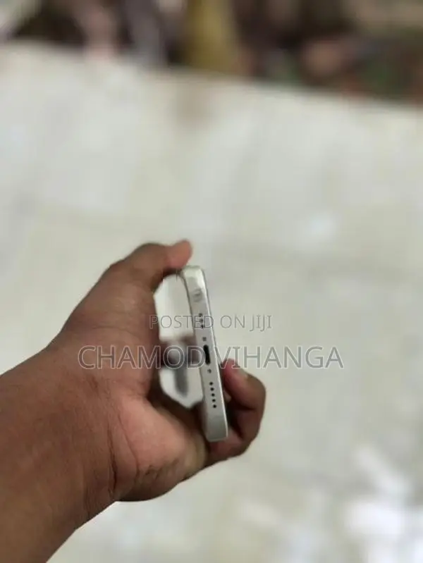 Apple iPhone 14 (Used)