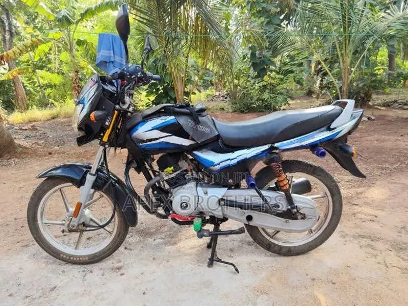 Bajaj CT100 2025