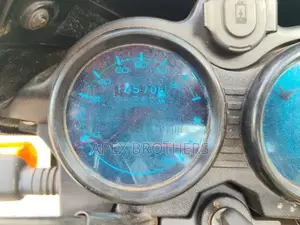 Bajaj CT100 2025