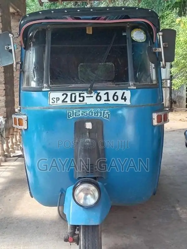 Bajaj RE Three Wheeler 2003