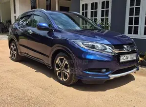Honda Vezel Z Ivory 2016