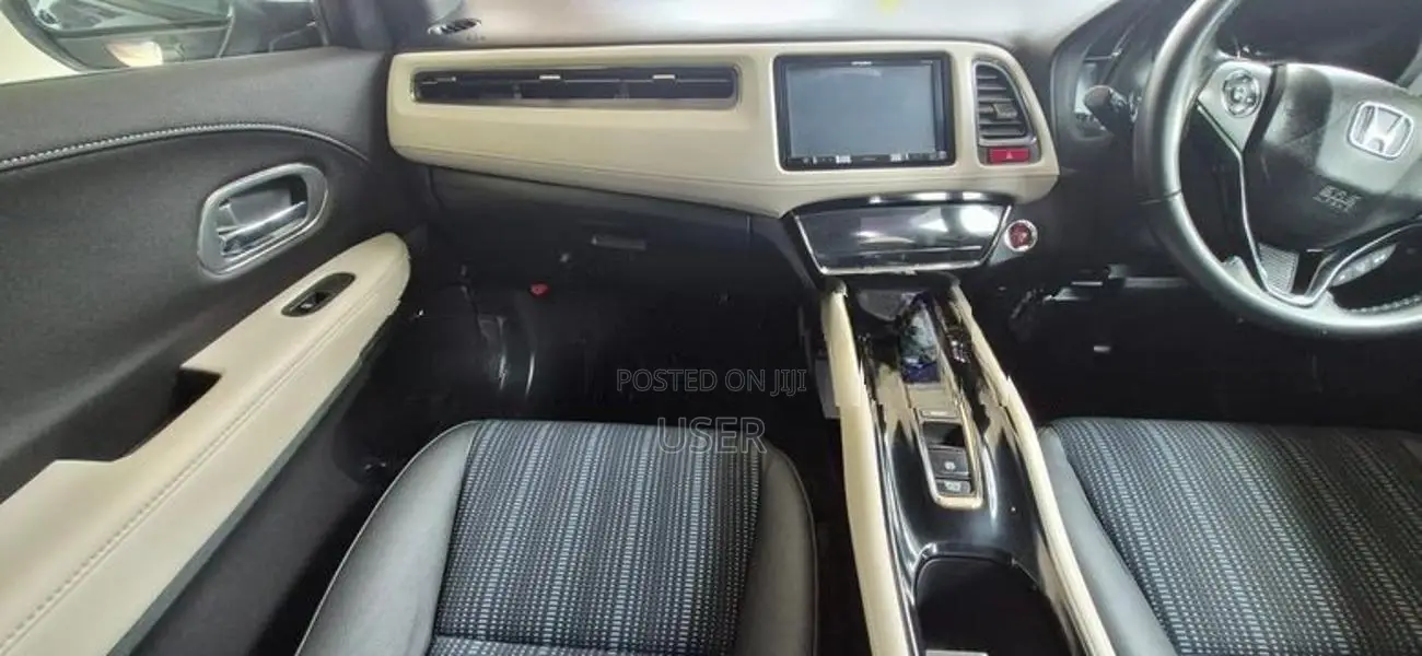 Honda Vezel Z Ivory 2016