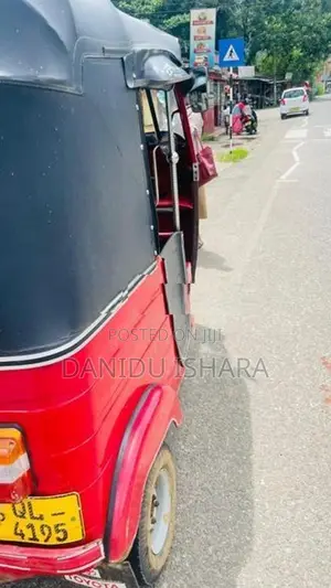 Bajaj RE Three Wheeler 2013