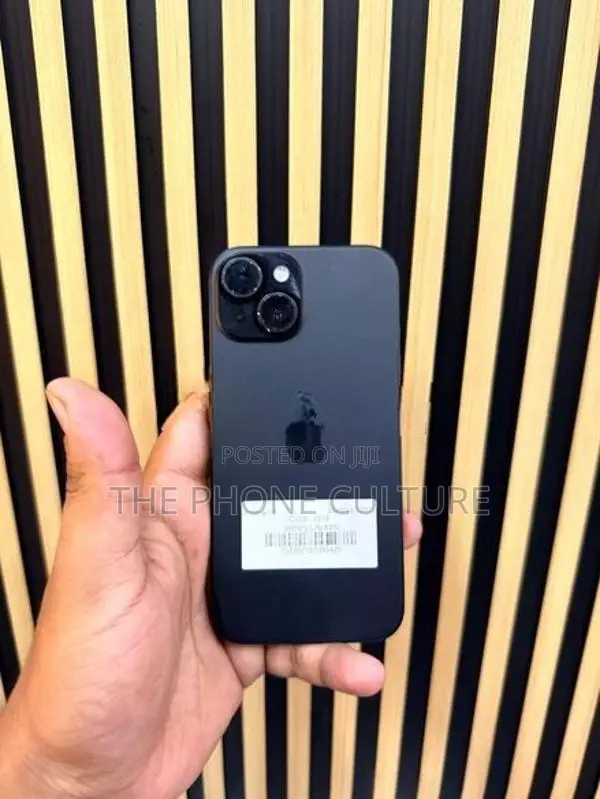 Apple iPhone 15 128GB (Used)
