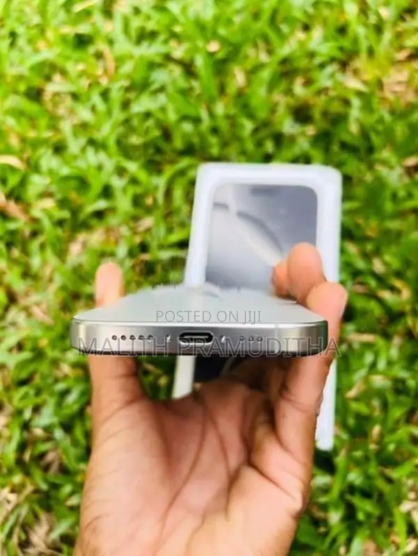 Apple iPhone 16 Pro (Used)