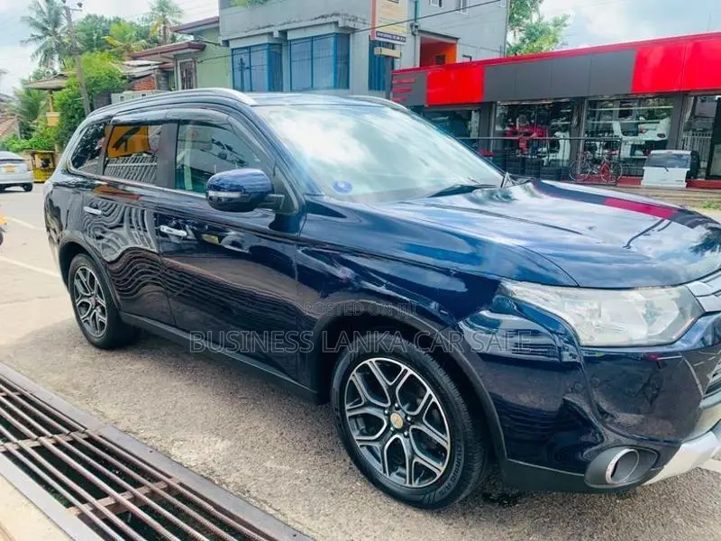 Mitsubishi Outlander 2014