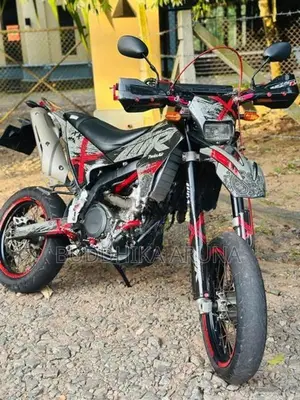 Yamaha WR 2008