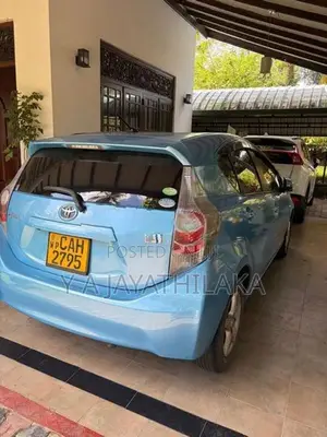 Toyota Aqua 2013