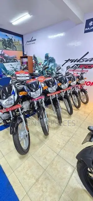 Bajaj CT100 2026