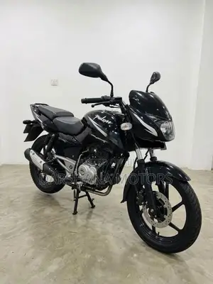 Bajaj Pulsar 180 2017