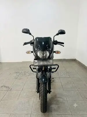 Bajaj Pulsar 180 2017