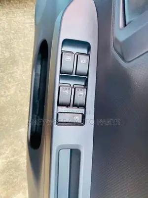 Daihatsu Mira 2024