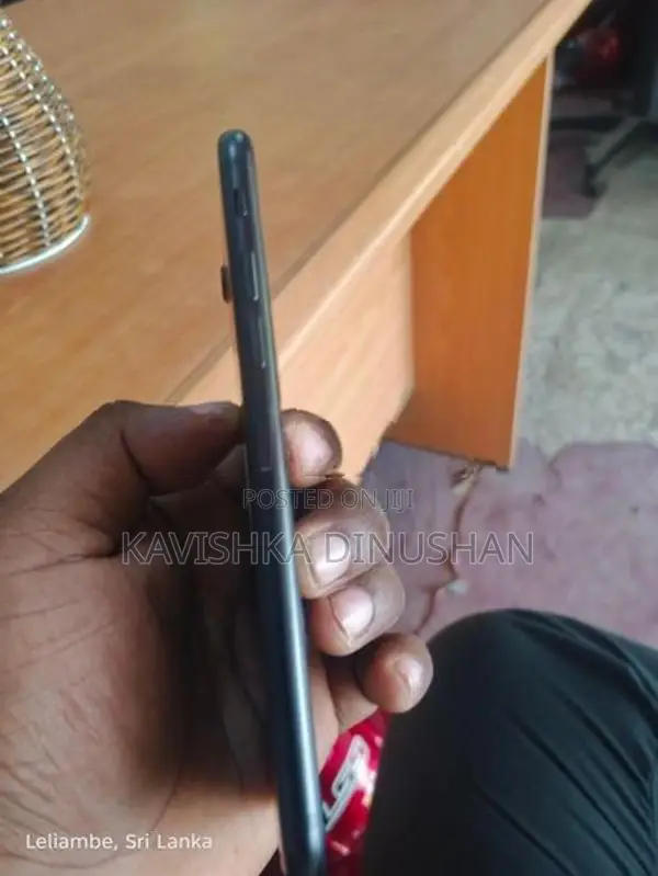 Apple iPhone 7 (Used)