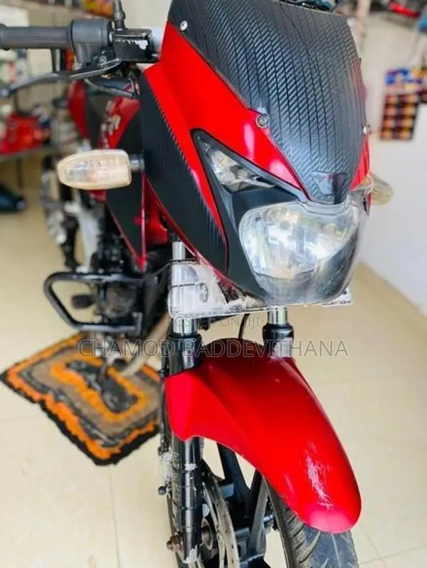 Bajaj Pulsar 180 2011