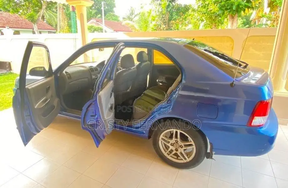 Hyundai Accent 2002