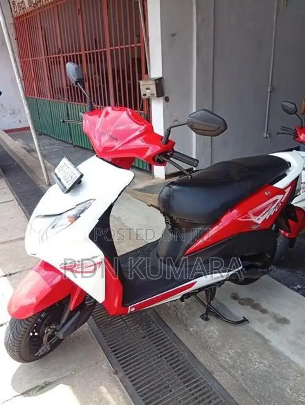 Honda Dio 2017