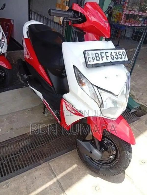 Honda Dio 2017