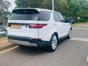 Land Rover Discovery 2019