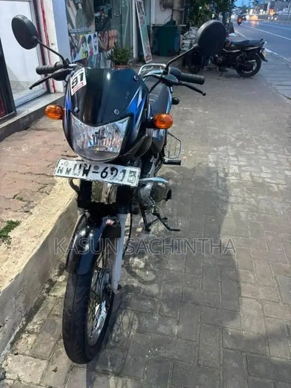 Bajaj CT100 2009