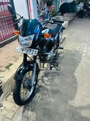 Bajaj CT100 2009