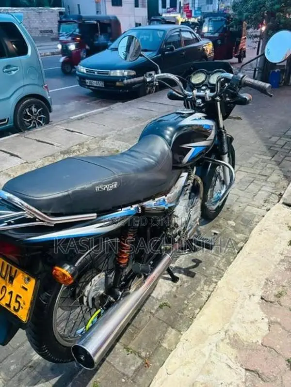 Bajaj CT100 2009