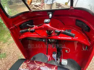 Bajaj RE 2003