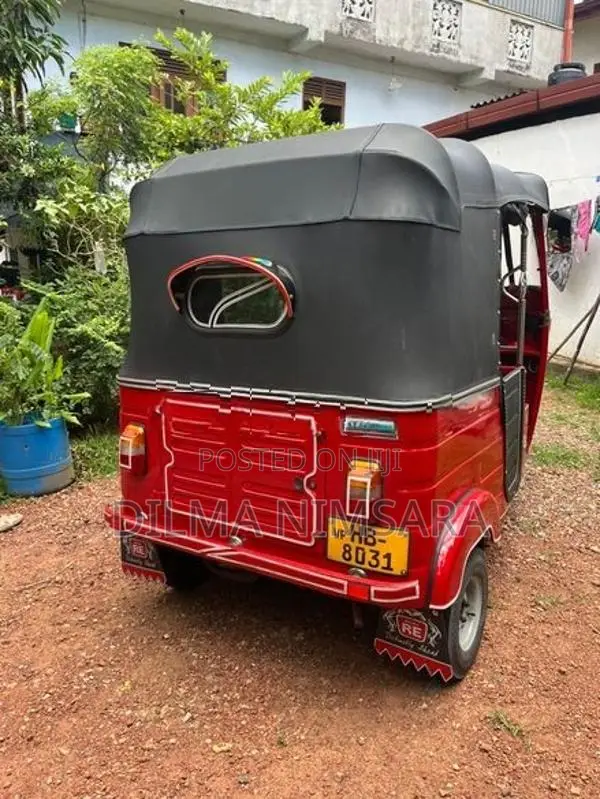 Bajaj RE 2003
