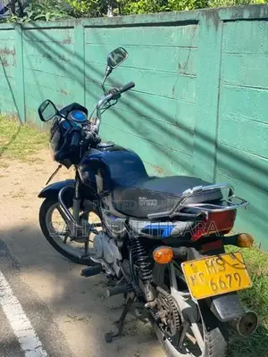 Bajaj CT100 2006