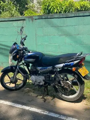 Bajaj CT100 2006