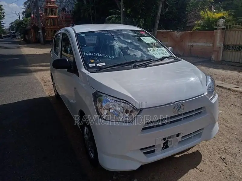 Daihatsu Mira 2025