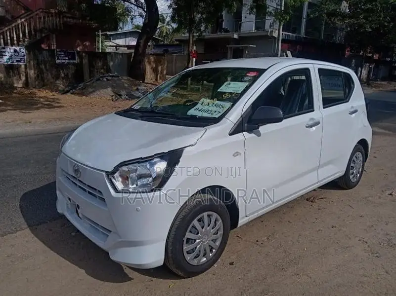 Daihatsu Mira 2025
