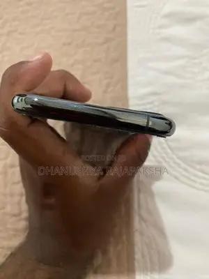 Apple iPhone 11 Pro (Used)