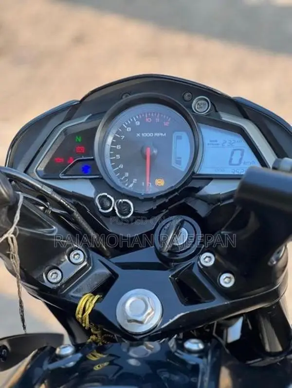 Bajaj Pulsar NS200 ABS 2020
