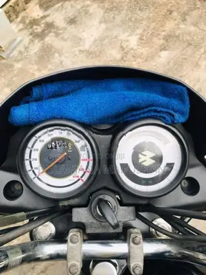 Bajaj Platina 100 2016