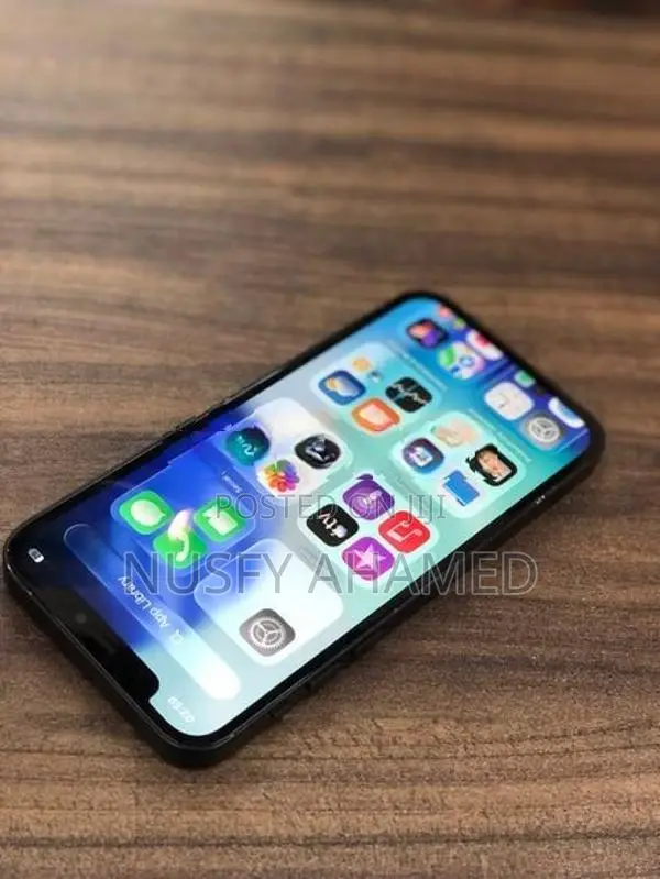 Apple iPhone 12 (256GB) (Used)