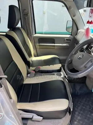 Nissan Clipper 2013