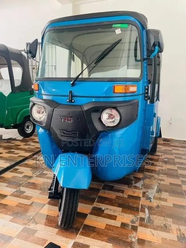 Bajaj RE 2026